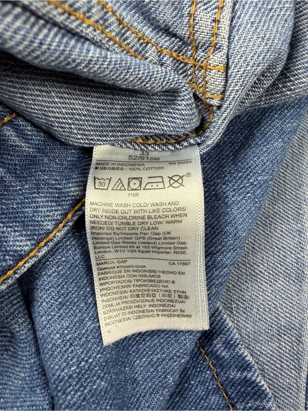 GAP Denim Mini Skirt Size 33 Medium Wash Button Front Y2K Utility Casual Classic - Picture 9 of 11